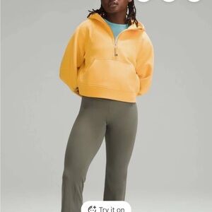 Lululemon Athletica Mango dream Cropped scuba hoodie Size M/L